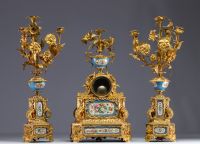 Imposing Sèvres porcelain and gilded bronze mantelpiece.