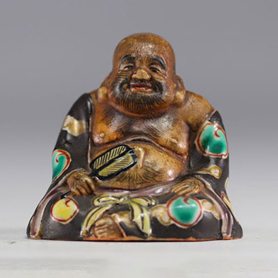 Japon - Bouddha en porcelaine, XIXe siècle.