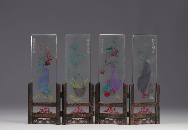 China - engraved glass table screen, early 20th century.