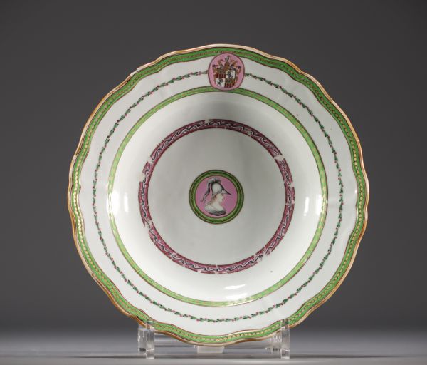 Chine - Assiette en porcelaine de la Compagnie des Indes.