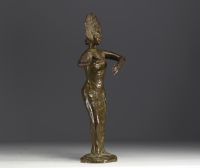 Sculpture ancienne en bronze représentant un danseuse indonésienne.