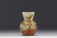 DAUM Nancy - Small vase in enamelled marbled glass decorated with small berries, signed.