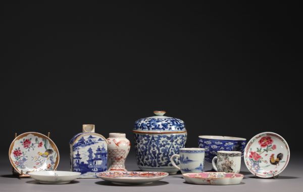 Chine - Ensemble de différentes porcelaines de forme, XVIIIe siècle.