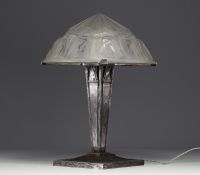 MULLER Frères Lunéville - Table lamp in pressed and sandblasted moulded glass with stylised decoration, metal base