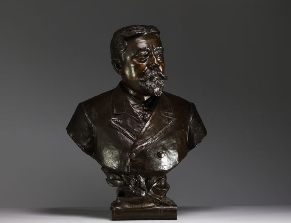 Jean Georges ACHARD (1871-1934) Buste en bronze 