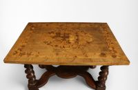 Louis XIII style centre table in veneered marquetry.