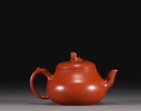 China - Set of two Yixing Chinese teapots.