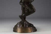 Jeff LAMBEAUX ( 1852-1908) Attr. to ‘Les Lutteurs’ Sculpture in bronze with green patina, unsigned.