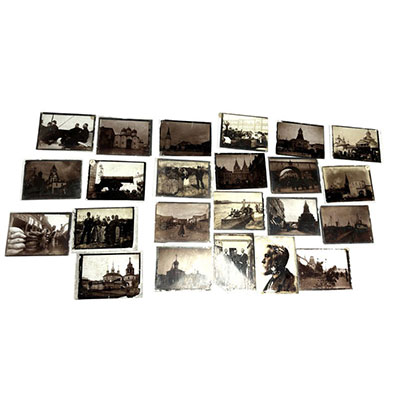 ‘Exceptional lot of 22 very lively photographic plates on glass, circa 1890.