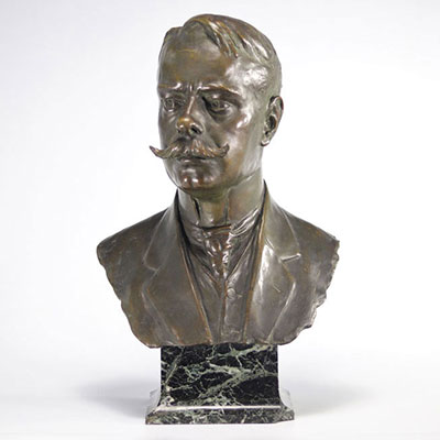 François Victor COGNÉ (1876-1952) Buste d'homme en bronze 