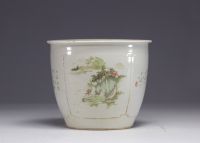 China - Porcelain planter with figures, 19th century.