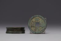 China - set of sixteen sapèques, bronze coins dating from the 17th century