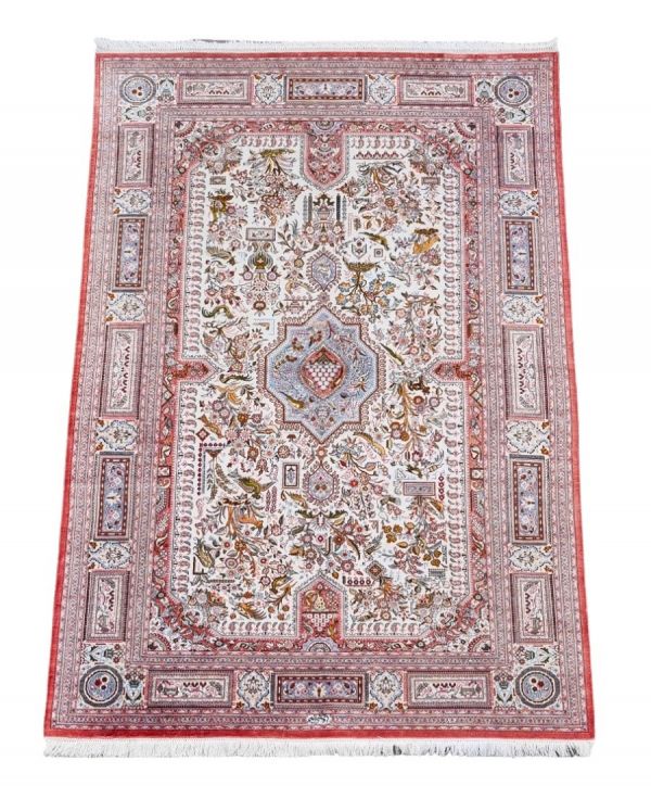 Perse/Iran - Tapis d'Orient en soie naturelle rouge.