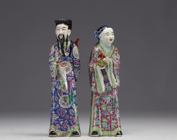 Chine - Couple de personnages en porcelaine famille rose, XIXe siècle.