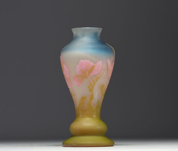 Émile GALLÉ (1846-1904) Acid-etched multi-layered glass vase with floral design, signed.