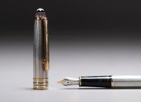 MONTBLANC - Set de stylo et porte plume  MEISTERSTÜCK MOZART en argent massif 925, plume or 18K.