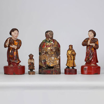 (5) Lot of five gilded wood carvings from the Ming (明朝) and Qing (清朝) periods