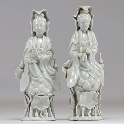 2 Buddha Guanyin statuettes - late 19th century