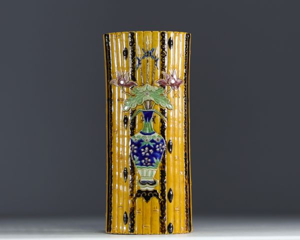 China - Bamboo-shaped vase in glazed porcelain decorated with a flowering vase and incense sticks.