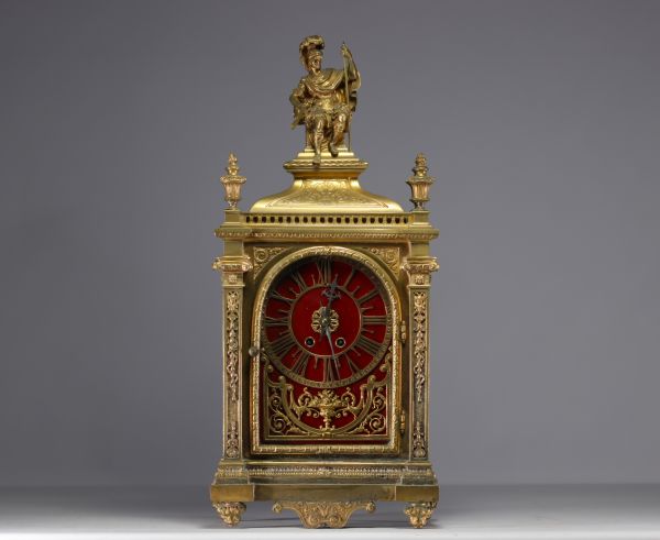 Pendule religieuse en bronze doré de style Louis XIV