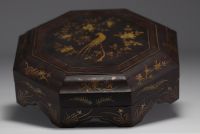 China - Set of cloisonné enamel dishes with floral and bird decor in original lacquer box, 19th century.