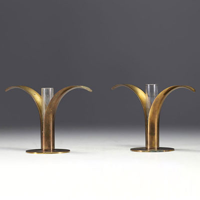 Ivar Alenius BJORK (1905-1978) - Pair of brass and glass soliflor vases for Ystad Metall, circa 1930-40.