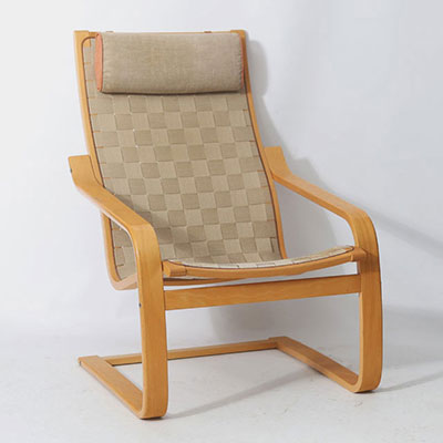 Finn ØSTERGAARD (1946- ) attr. to - Wooden chair with interlaced straps for Skippers Møbler, Denmark, 1970.