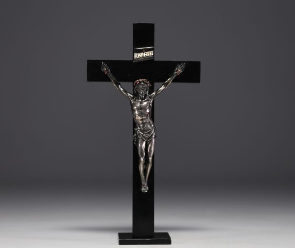 Christ on the Cross in solid silver, gold and rubies, Pontifical hallmark, Rome, late 17th century.