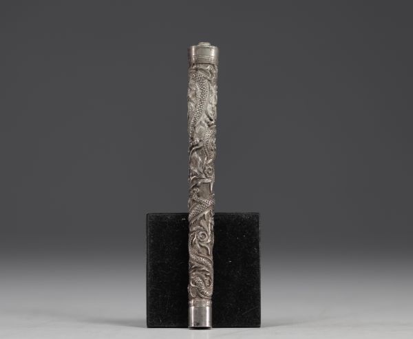 China / Indochina - Solid silver parasol handle with dragon design circa 1900/1920