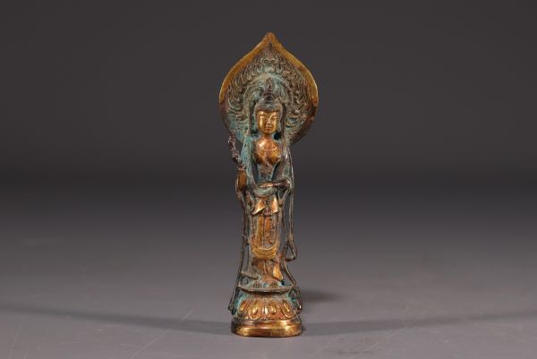 Chine - Bodhisattva, divinité en bronze doré.