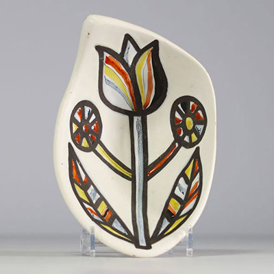 Roger CAPRON (1922-2006) White glazed ceramic fruit bowl with flower design.