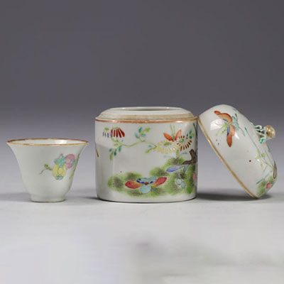 China - Small covered pot enclosing a cup in famille rose porcelain decorated with butterflies.