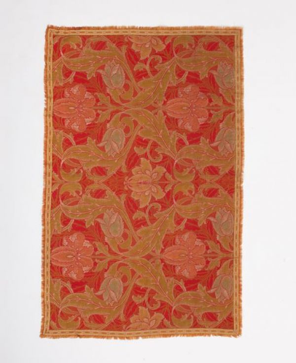 Très beau spécimen tissus Art Nouveau anglais, travail Arts and Craft, c.1890.