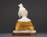 Alphonse Henri NELSON (1854-1919) Elegant bust in marble and gilt bronze.