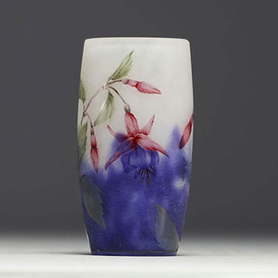 DAUM Nancy - Acid-etched multi-layered glass vase with enamelled fuchsia decoration, signed.