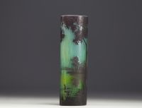 DAUM Nancy - Vase in acid-etched multi-layered glass decorated with trees on the edge of a pond, signed in the decoration.