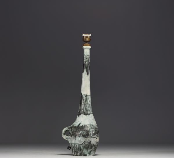 Jacques BLIN (1920-1995) Lampe en céramique émaillée et raphia signée 