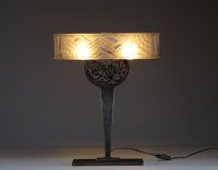 Marius SABINO (1878-1961) Art Deco pressed moulded glass table lamp with stylised decoration, hammered metal base, signed Sabino Paris N°4650.