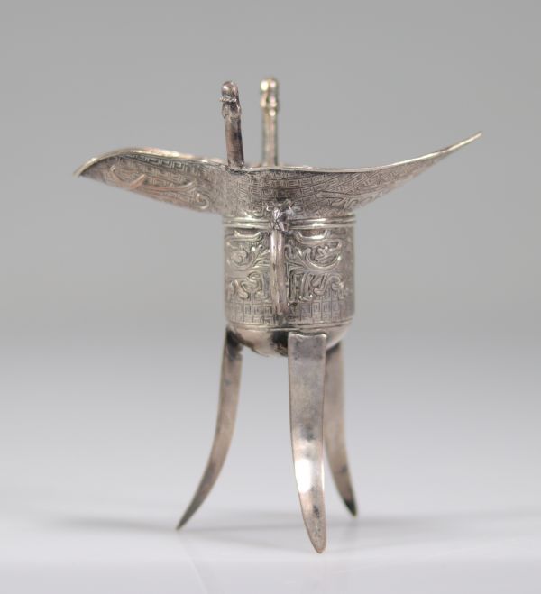 China - Wine cup, ritual object in solid silver, hallmarked.