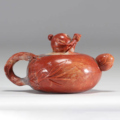 Chinese agate teapot decorated with pomegranates and peaches