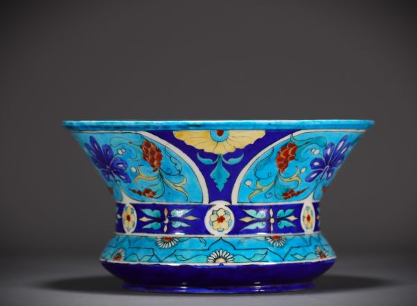 Théodor DECK (1823-1891) Polychrome ceramic bowl with Iznik decoration, signed underneath.