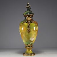 Franz A. MEHLEM (Royal Bonn) - Large covered earthenware vase with floral and gold decoration, artist F. Nage, 19th-20th century.