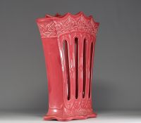 Cane holder in pink Sarreguemines earthenware, Art Nouveau period, stamped under the piece.