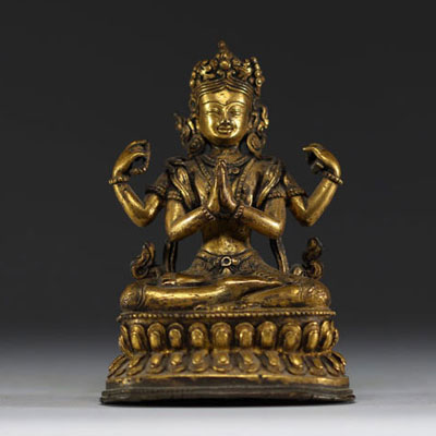 Chine - Tibet - Figure de Shadakshari Lokeshvara en bronze doré d'époque XVIIème.