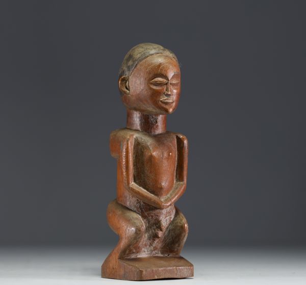 Afrique RDC - Statue Tchokwé en bois sculpté.