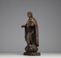 Vierge à l'enfant en bois sculpté polychrome, yeux en verre, travail méridional, XVIIème