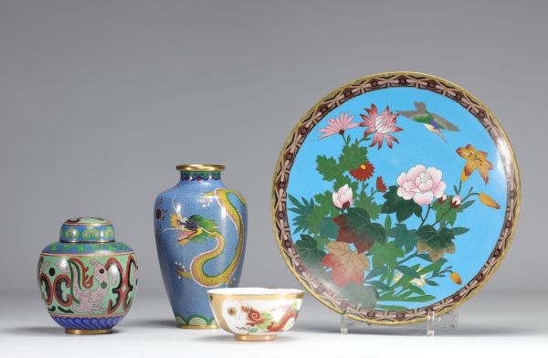 Lot of cloisonné objects (including a porcelain bowl), Chinese work