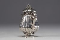 Karl FABERGER  (1846-1920) Small silver mustard pot, Russian hallmark 88 zolotniks and goldsmith's hallmark.