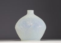 René LALIQUE (1860-1945) Vase 