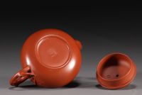 China - Set of two Yixing Chinese teapots.